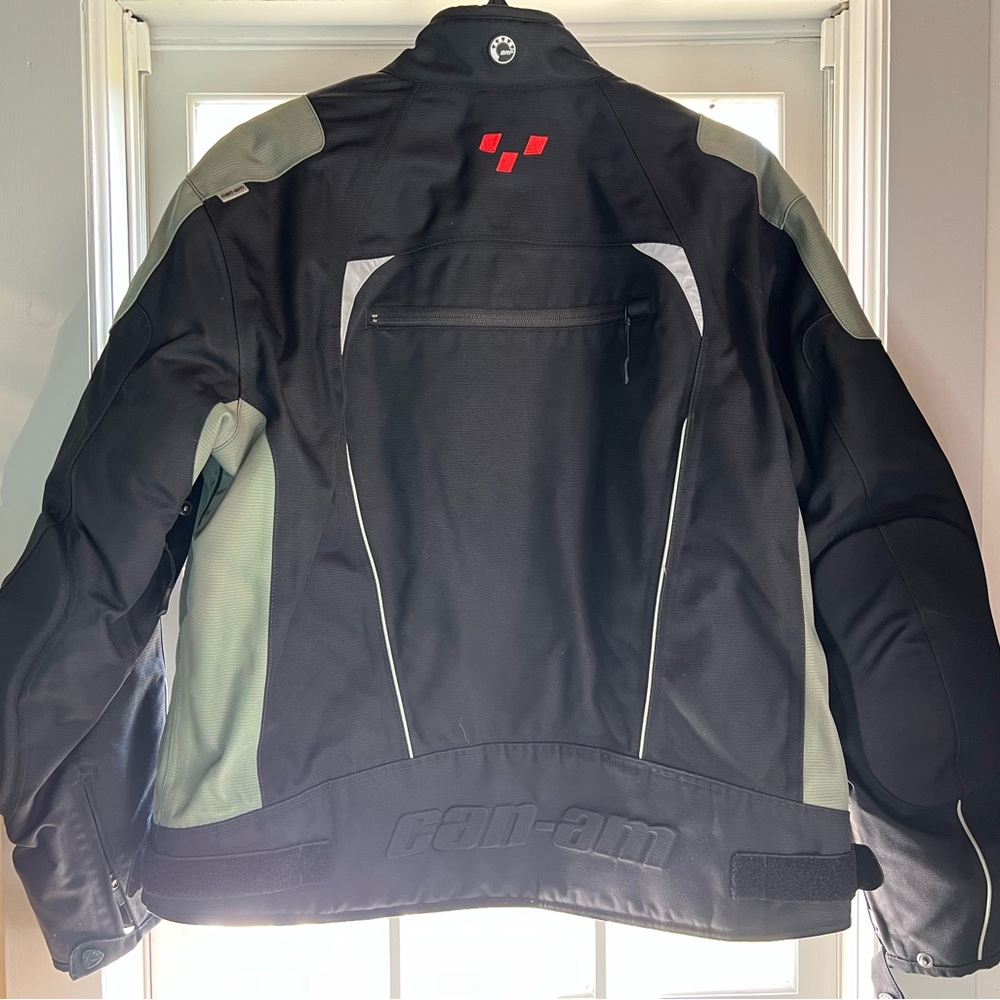 Can-am spyder insulted riding coat